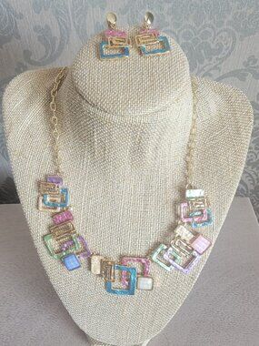 Abstract Geometric Pastel Necklace Set